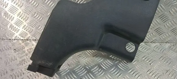 Foot area side trim