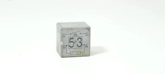 Audi A4 S4 B5 8D Other relay 141951253B