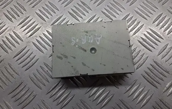 Toyota Auris 150 Navigation unit CD/DVD player 10R-039717