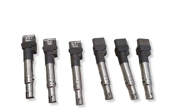 Volkswagen Touareg I High voltage ignition coil 022905715B 78412003 13F314354