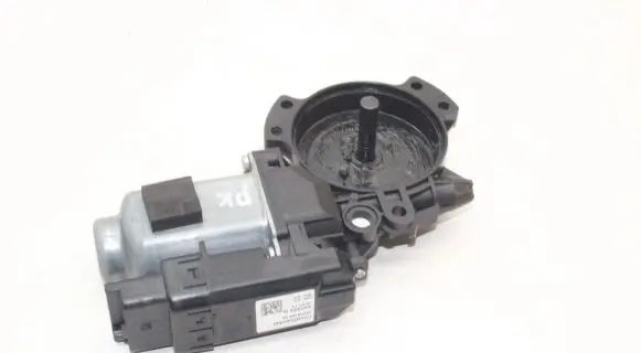 KIA Optima Front door window regulator motor 28408185