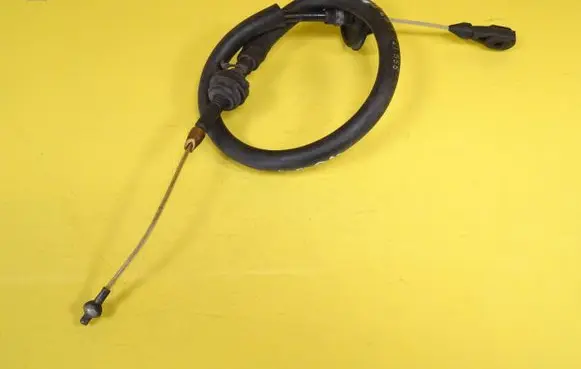 Audi A6 S6 C4 4A Throttle cable 4A1721555