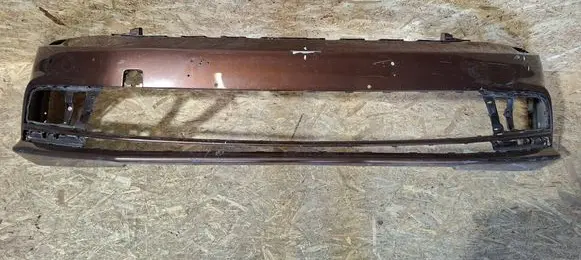 Volkswagen Jetta VI Rear bumper 5G6807217M K950262