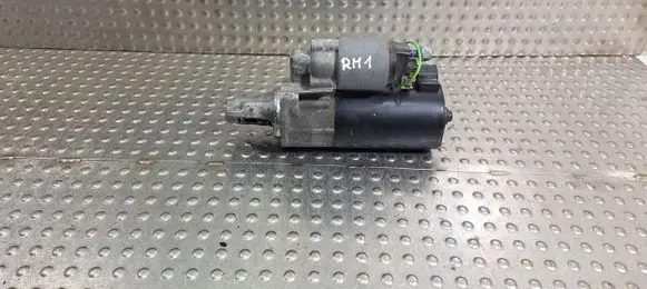 Mercedes-Benz C AMG W205 Starter motor A2789060700