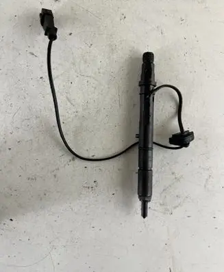 Audi A6 S6 C5 4B Fuel injector 059130202 0432133834781
