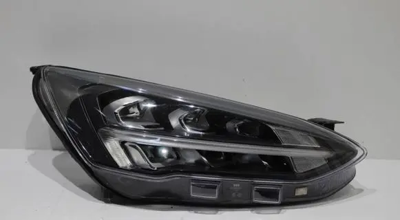 Ford Focus Headlight/headlamp JX7B13E014CE