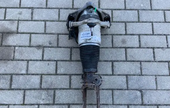 Audi Q7 4L Air suspension front shock absorber 7L8616040B