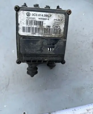 Volkswagen PASSAT B6 ABS Pump 3C0614095P