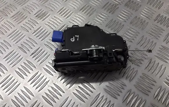 Seat Ibiza III (6L) Front door lock BRAK