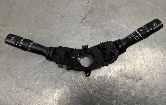 KIA Soul Wiper turn signal indicator stalk/switch 202008910