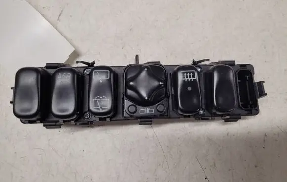 Mercedes-Benz A W168 Wing mirror switch 1688203610 33010901