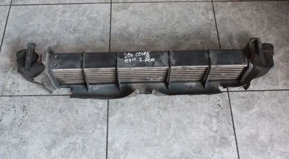 Mercedes-Benz C W203 Intercooler radiator A2035000400