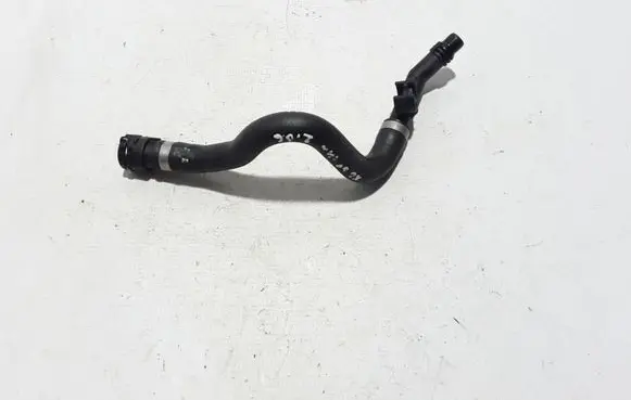 Volvo XC60 Engine coolant pipe/hose