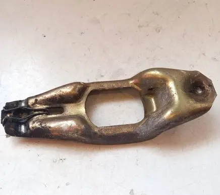Volkswagen PASSAT B5 Clutch release arm fork 012141719B