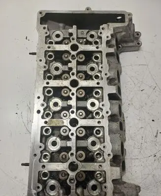 BMW 3 E92 E93 Engine head 781260303 N47D20C