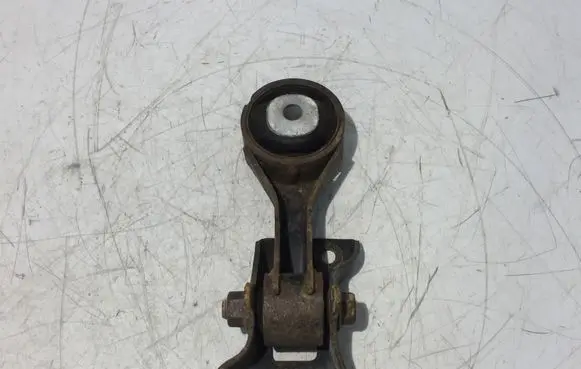 Toyota Yaris Gearbox mount