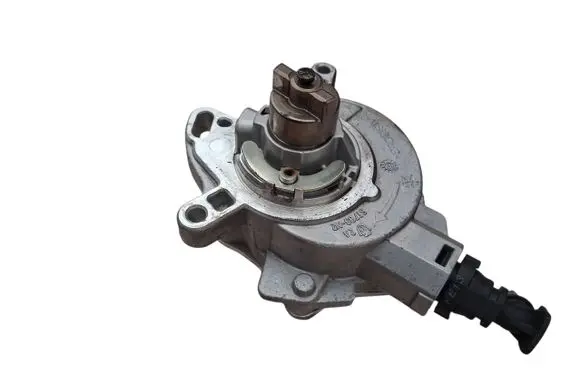 Volvo V40 Vacuum pump BM5G2A451EC D87TA 20130516