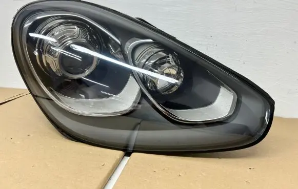 Porsche Cayenne (92A) Headlight/headlamp 7P5941752H