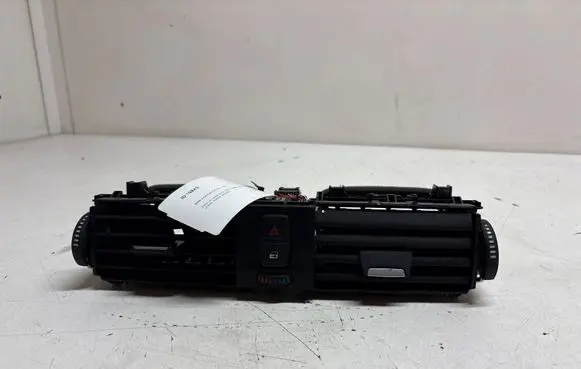BMW 3 F30 F35 F31 Dash center air vent grill 9347436