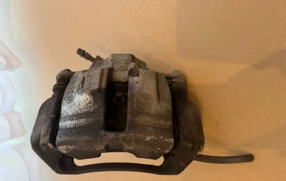 Mercedes-Benz C W203 Front brake caliper A0034202183 0034202183