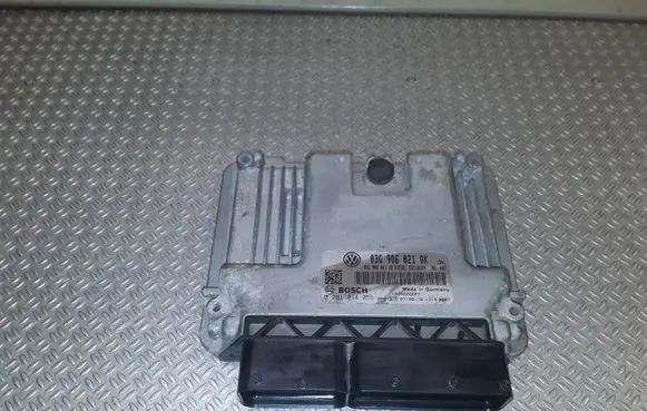 Volkswagen Golf Plus Engine control unit/module 03G906021QK 0281014055