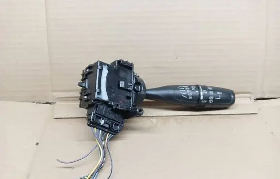 Suzuki Swift II Wiper turn signal indicator stalk/switch