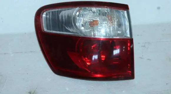 Toyota Avensis T270 Rear/tail lights