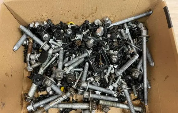 Nuts/bolts