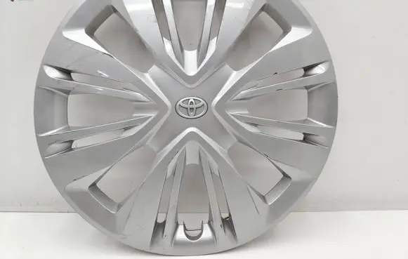 Toyota Aygo X R17 wheel hub/cap/trim 426020H190