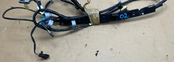 Cadillac Escalade IV Wiring harness 84128254