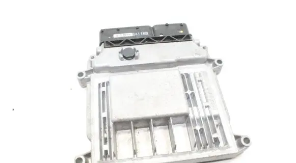 Hyundai i30 Engine control unit/module 391122B200 9030933411KB