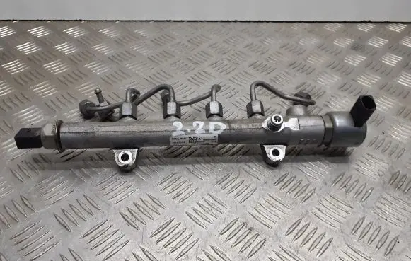 Infiniti Q70 Y51 Fuel main line pipe A6510700495 R91447240A