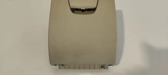 Citroen C6 Glove box