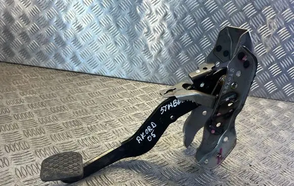 Honda Accord Brake pedal 