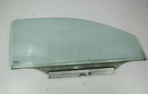 Opel Corsa C Front door window glass four-door 