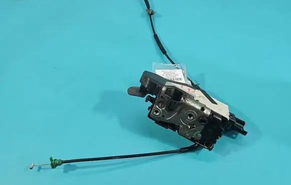 Citroen C3 Picasso Front door lock 24087816 IMPRK1574164
