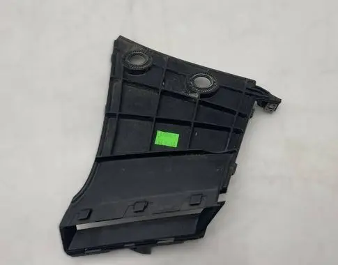 Skoda Octavia Mk4 Front bumper mounting bracket 5E3121763C