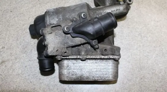 Nissan X-Trail T31 Oil filter mounting bracket 8200507878