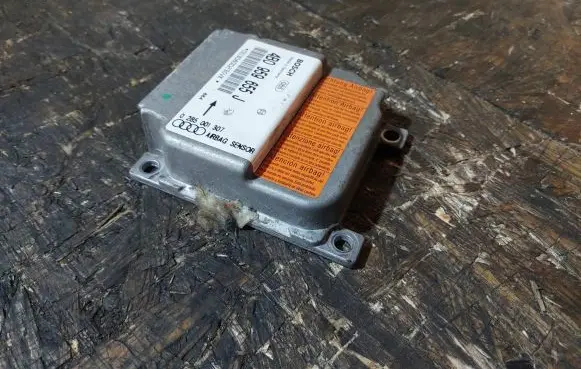 Audi A6 S6 C5 4B Airbag control unit/module 4B0959655J 003080023GVK