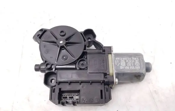 Volkswagen Polo V 6R Front door window regulator motor 6R0959801AB S850311038 0130822531