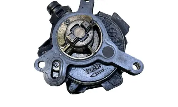 Volvo S90, V90 Vacuum pump 31316688