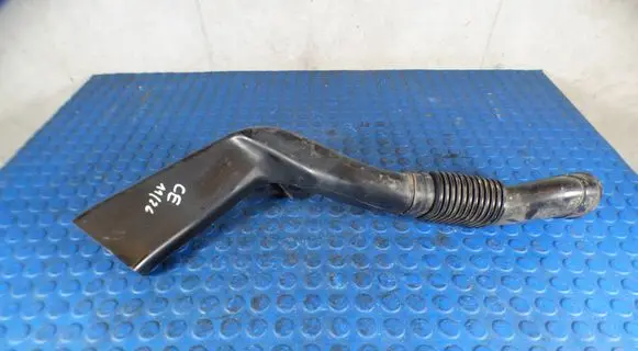 Opel Corsa E Air intake duct part CART13427552 13427551 13427552