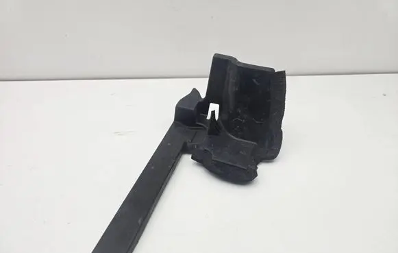 Toyota Yaris Intercooler air guide/duct channel 166950Y010 1669500010