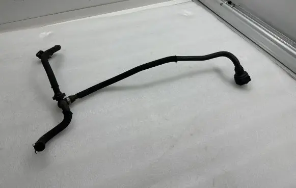 BMW i3 Engine coolant pipe/hose 7616030 16383510