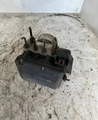 Volvo V70 ABS Pump 8619535 8619534 9148150