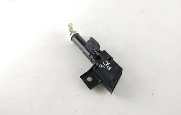 Headlight washer spray nozzle