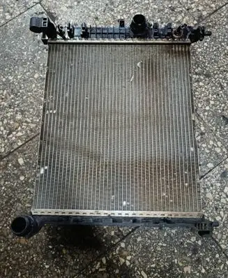 Opel Meriva B Coolant radiator
