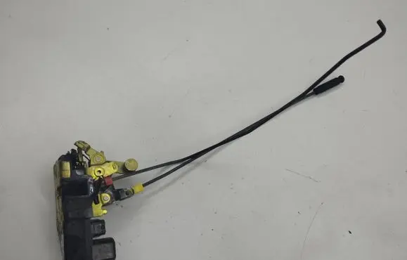 Jeep Grand Cherokee (WK) Front door lock