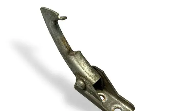 Engine bonnet/hood lock/latch loop/hook