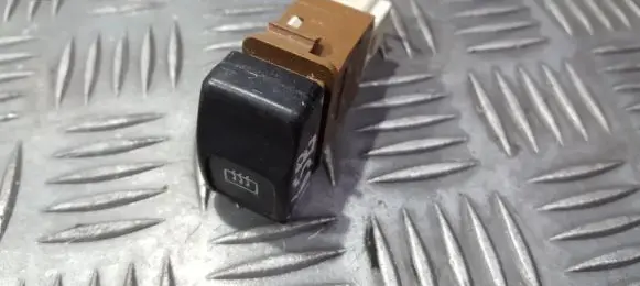 Subaru Legacy Windscreen/window heater switch